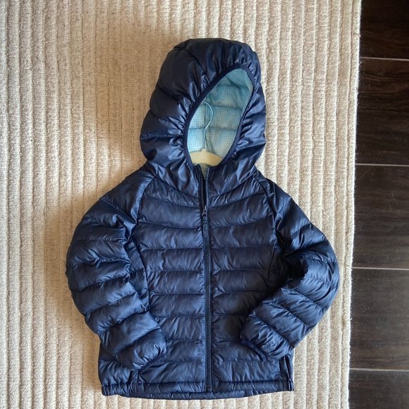 Uniqlo Other - Uniqlo packable navy hooded light puffer jacket, Kids size 3-4, EUC
